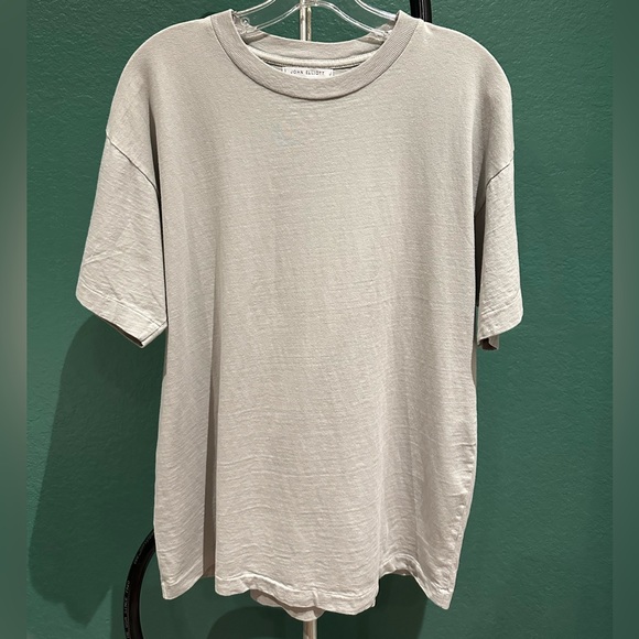 JOHN ELLIOT | university tee - Picture 2 of 5